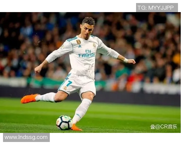 足球史上超越常规的非人类球星盘点与排名