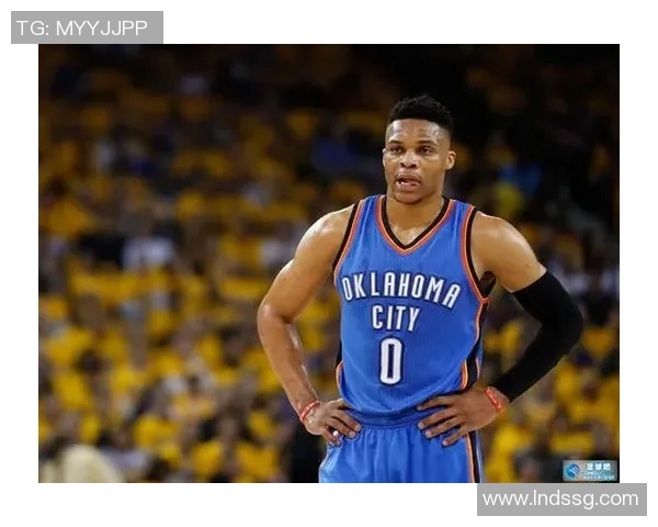 足球袜藏烟事件揭秘 揭开这位球星的另类足球秘密