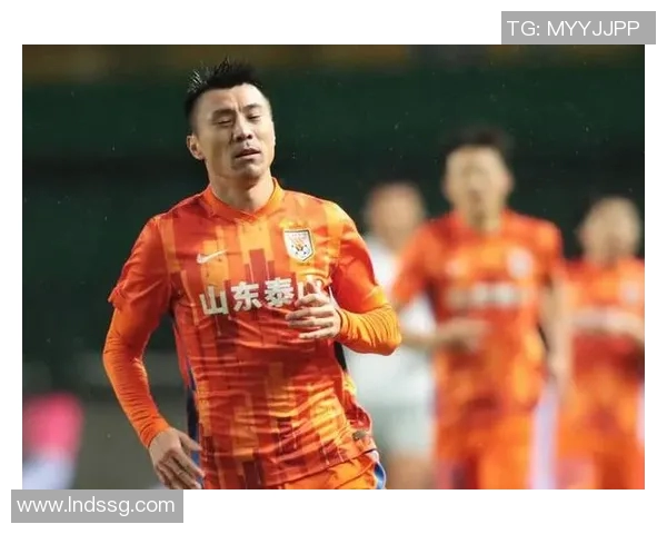 山东足球老球星回顾与发展历程探析 重温辉煌岁月与当代影响