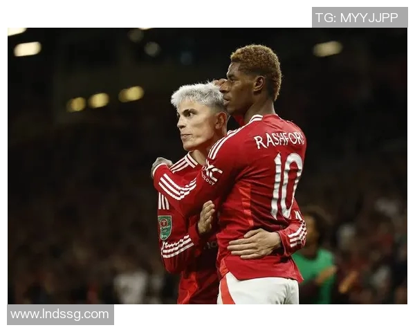 足球球星之间深厚友情揭秘与他们场外默契合作的故事