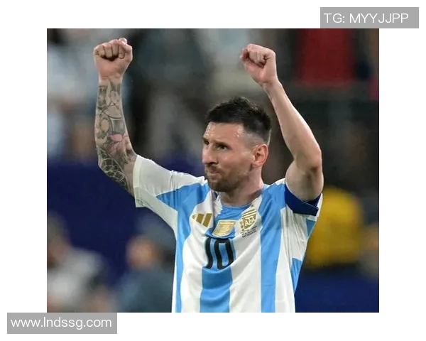 退役四大足球巨星排名揭秘 谁才是最伟大的传奇球员